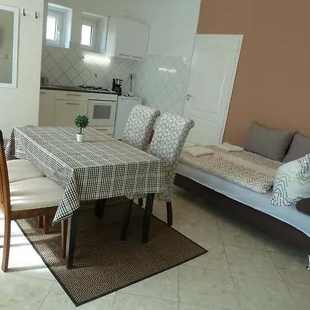 Menta Apartmanhaz Appartement *