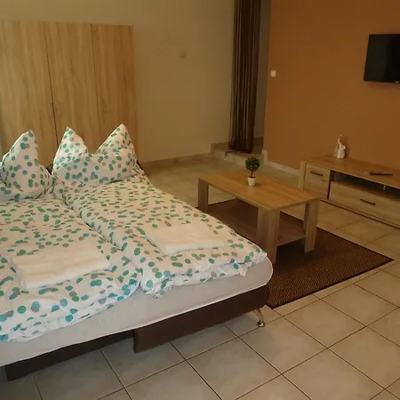 Appartement Menta Apartmanhaz